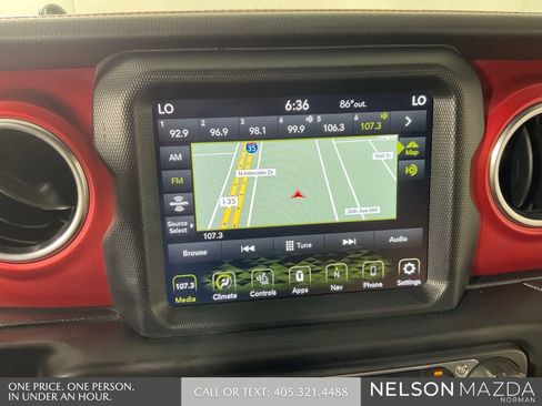 Used 2021 Jeep Gladiator Rubicon AWD/4WD image 32
