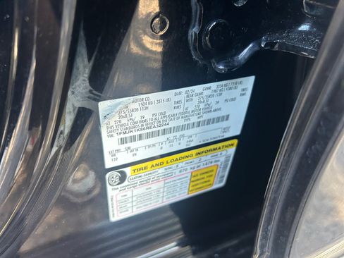 Used 2024 Ford Expedition Max Limited RWD image 25