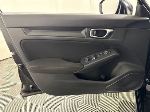 Used 2023 Honda Civic Sport image 26