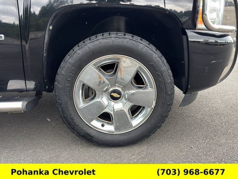 Used 2011 Chevrolet Silverado 1500 LTZ w/ LTZ Plus Package AWD/4WD image 30
