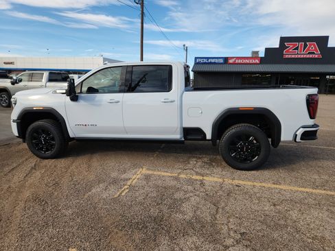 New 2026 GMC Sierra 2500 AT4 w/ Max Trailering Package image 3