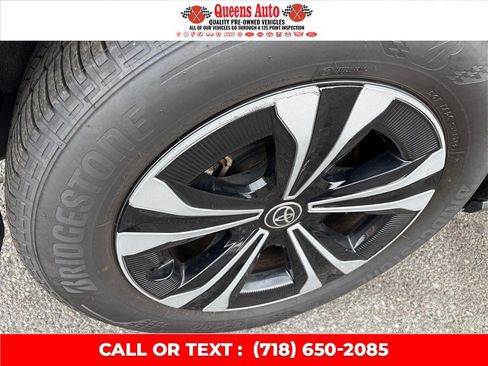 Used 2023 Toyota bZ4X AWD w/ Weather Package image 30
