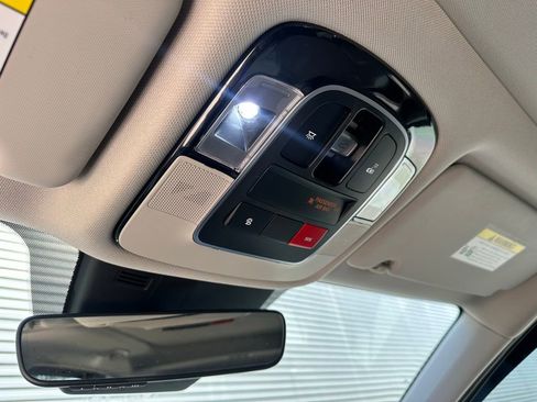 Used 2023 Hyundai Tucson Limited image 33