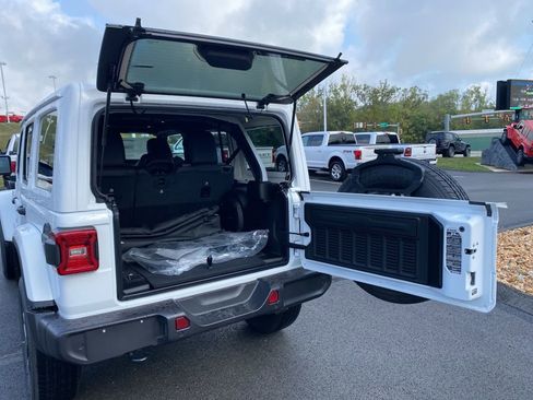 New 2025 Jeep Wrangler Sahara w/ Safety Group image 16