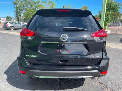 Used 2018 Nissan Rogue SV AWD/4WD image 6