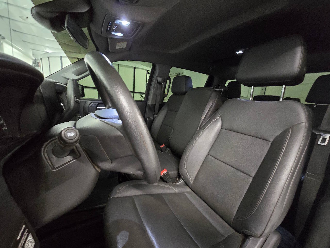 Used 2024 Chevrolet Silverado 1500 W/T w/ Trailering Package AWD/4WD image 18
