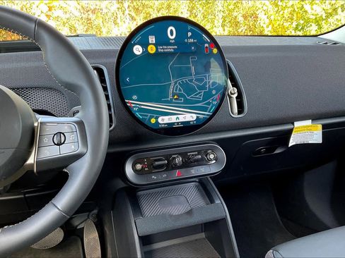 Certified 2025 MINI Cooper Countryman S w/ Comfort Package Max image 6