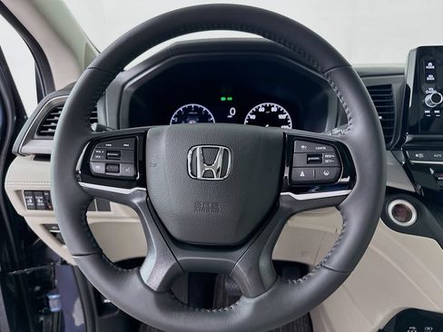 Used 2026 Honda Odyssey EX-L image 18