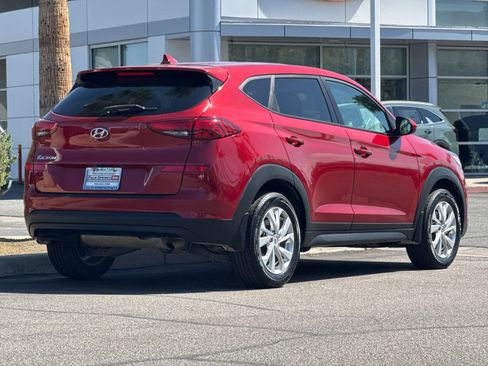 Used 2021 Hyundai Tucson SE image 3