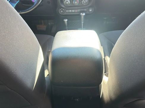 Used 2017 Jeep Wrangler Unlimited Sport w/ Quick Order Package 24S image 27