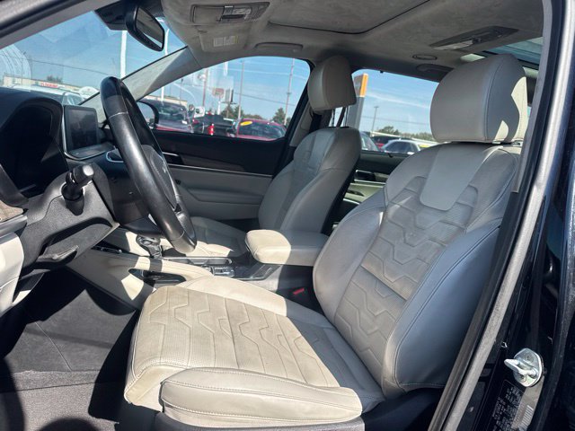 Used 2022 Kia Telluride SX w/ SX Prestige Package AWD/4WD image 6