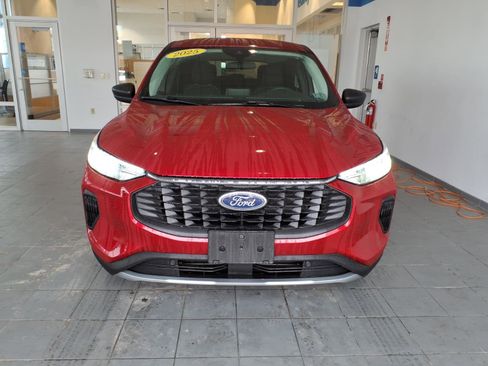 Used 2025 Ford Escape Active image 2