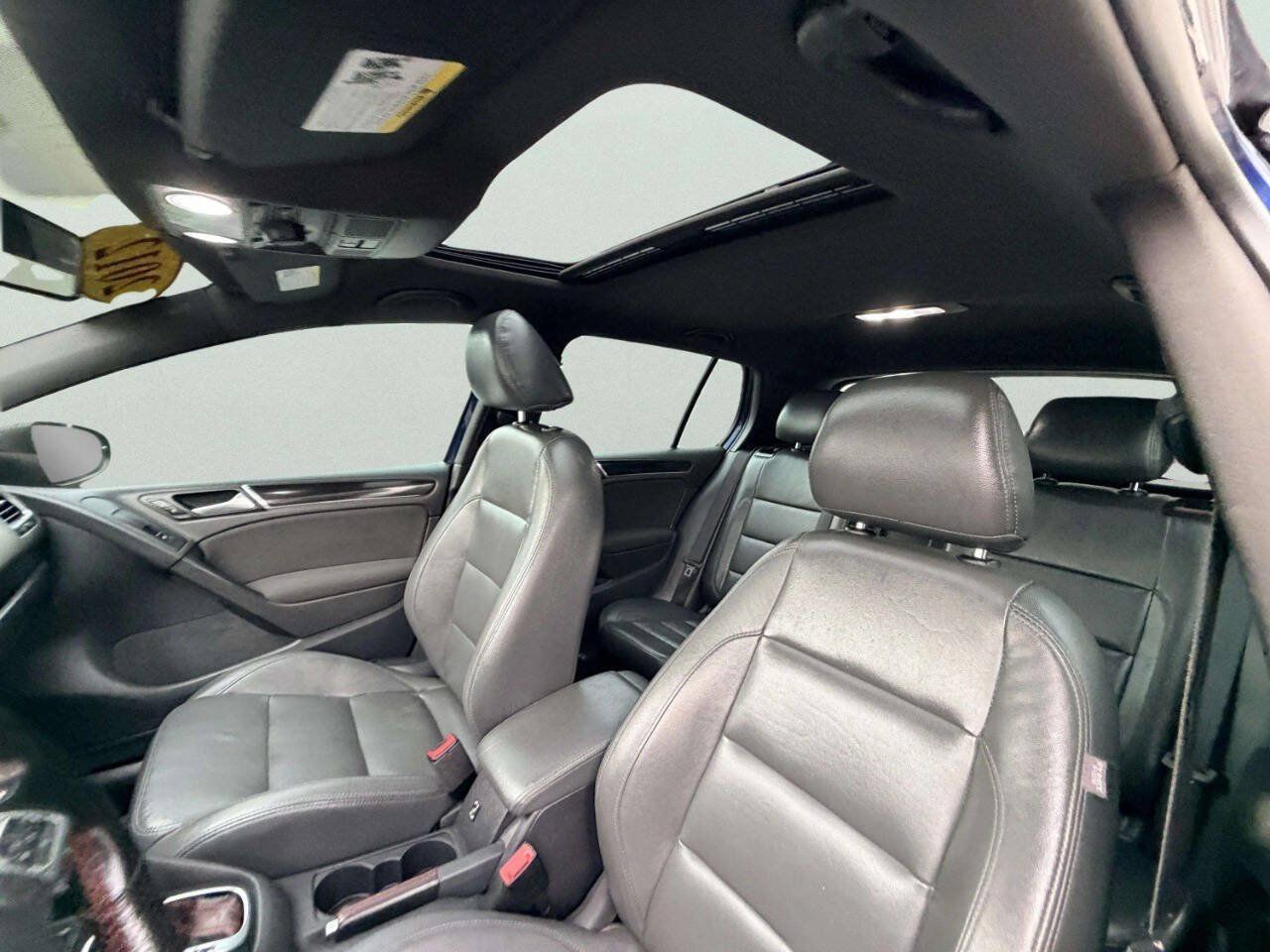 Used 2012 Volkswagen GTI 4-Door FWD image 16