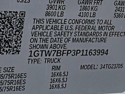 Used 2023 GMC Savana 2500 Extended w/ Driver Convenience Package RWD image 27