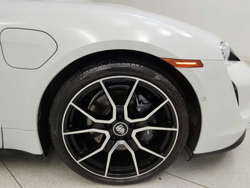 Used 2023 Porsche Taycan w/ Premium Package RWD image 37