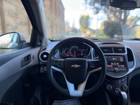Used 2020 Chevrolet Sonic LT FWD image 12