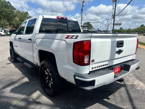 Used 2018 Chevrolet Silverado 1500 LTZ Z71 w/ Redline Edition AWD/4WD image 6