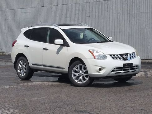 Used 2013 Nissan Rogue SL AWD/4WD image 12