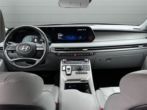 Used 2023 Hyundai Palisade SEL image 19