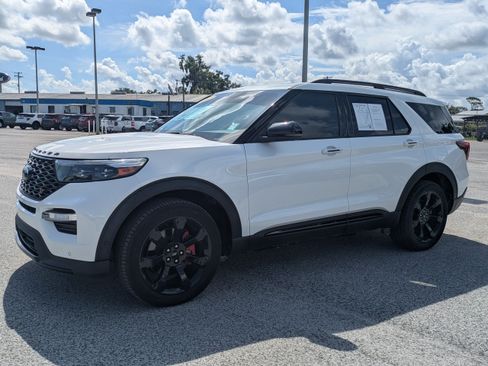 Used 2022 Ford Explorer ST w/ Equipment Group 401A AWD/4WD image 8