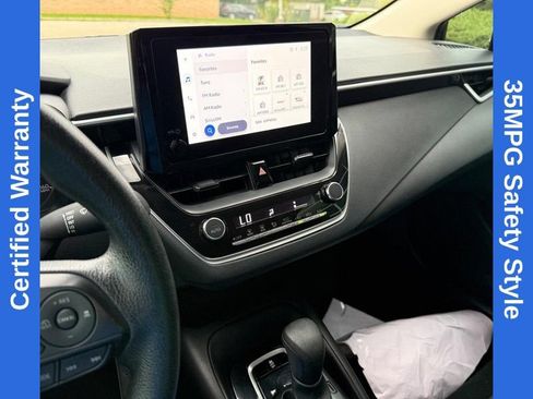 Used 2025 Toyota Corolla LE FWD image 25