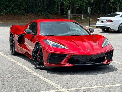 Used 2025 Chevrolet Corvette Stingray Preferred Cpe w/ Stealth Interior Trim Package RWD image 5