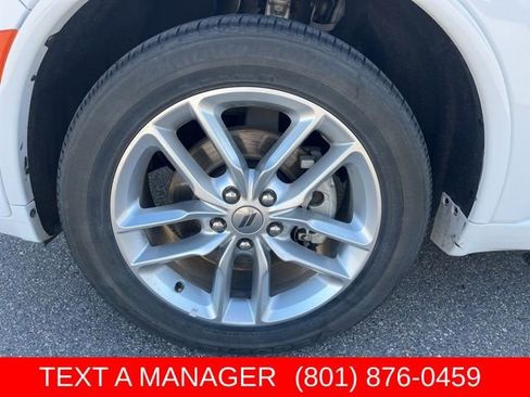 Used 2024 Dodge Durango GT AWD/4WD image 9