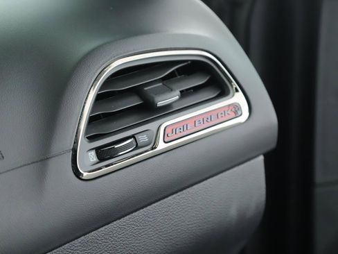 Used 2023 Dodge Challenger SRT Hellcat image 17