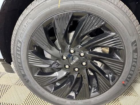 New 2025 Lincoln Navigator L Reserve w/ Jet Appearance Package image 33