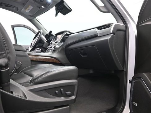 Used 2020 Chevrolet Tahoe LT image 33