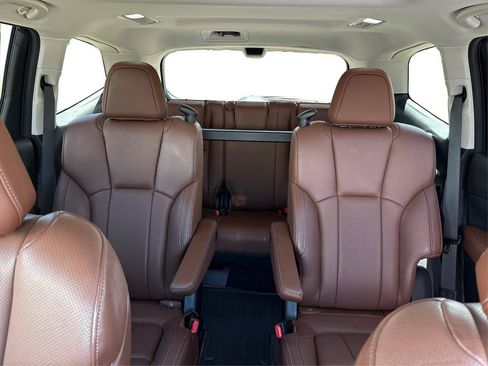 Used 2019 Subaru Ascent Touring w/ Popular Package #2A AWD/4WD image 15