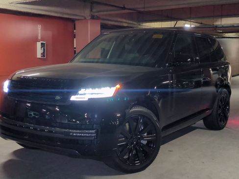 New 2026 Land Rover Range Rover SE AWD/4WD image 1