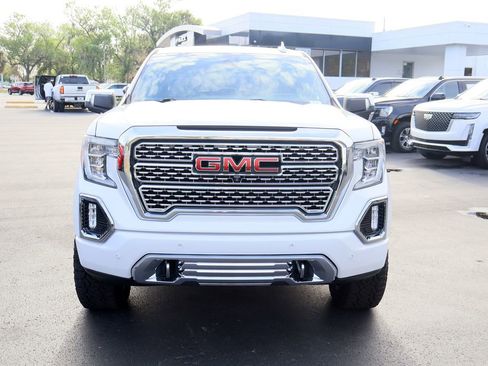 Used 2019 GMC Sierra 1500 Denali w/ Denali Ultimate Package image 3