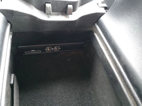 Used 2017 Mercedes-Benz C 300 4MATIC Cabriolet image 34