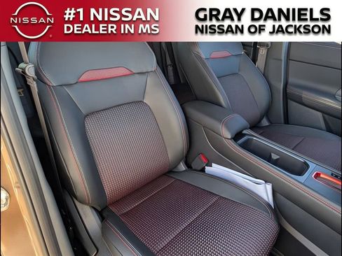 New 2026 Nissan Kicks SR w/ Cold Weather Package image 16