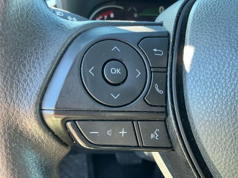 Used 2024 Toyota RAV4 XLE image 20