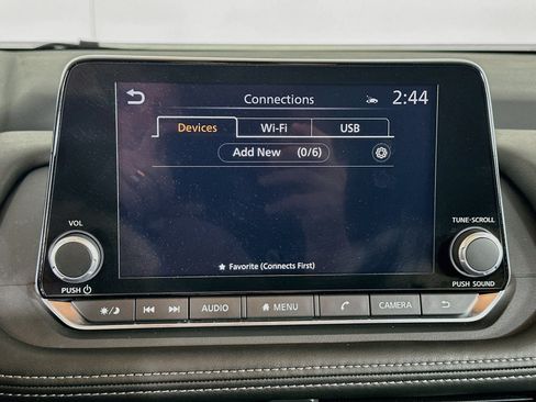 Used 2025 Nissan Rogue SV AWD/4WD image 22
