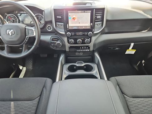 New 2026 RAM 1500 Express AWD/4WD image 16