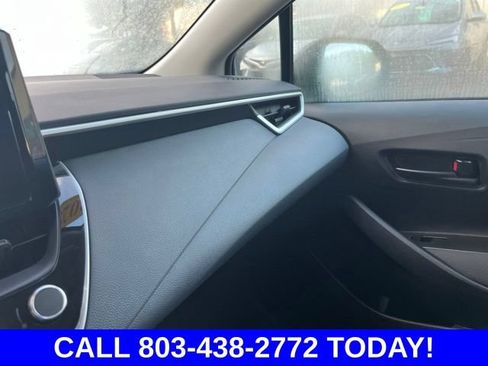 Used 2025 Toyota Corolla LE w/ Convenience Package FWD image 28