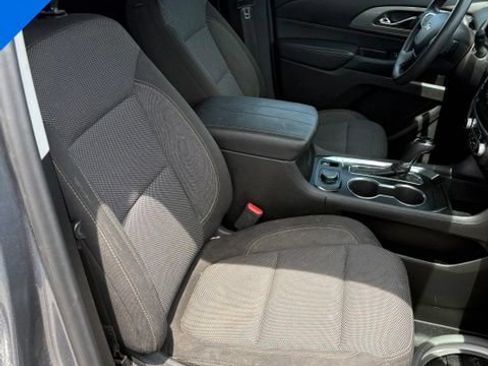 Used 2018 Chevrolet Traverse LS FWD image 29