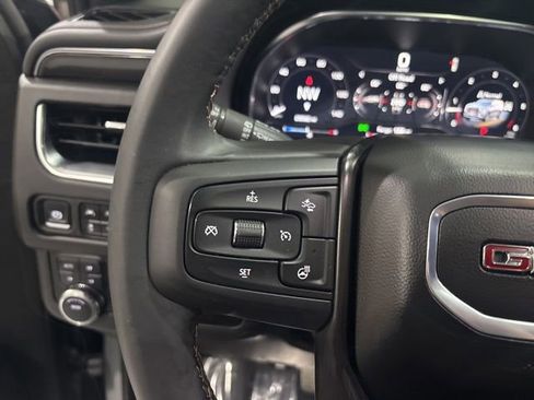 Used 2024 GMC Yukon AT4 w/ AT4 Premium Package AWD/4WD image 22