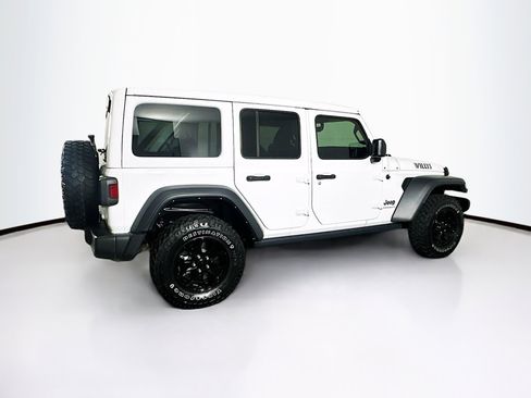 Used 2023 Jeep Wrangler Unlimited w/ Sun & Screen Package image 10