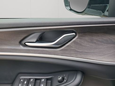 New 2026 Jeep Grand Cherokee Altitude image 27