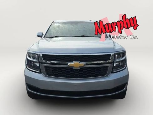 Used 2017 Chevrolet Suburban LT AWD/4WD image 4