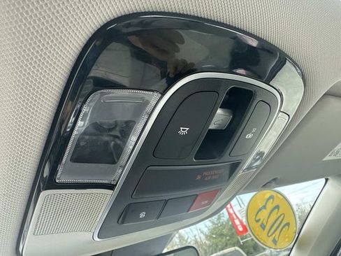 Used 2023 Hyundai Tucson Limited image 31