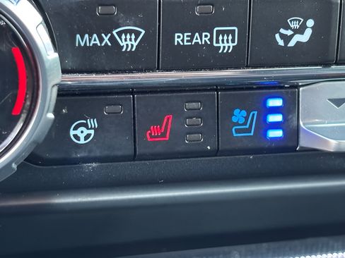 Used 2023 Ford F150 Lariat w/ Equipment Group 502A High AWD/4WD image 11