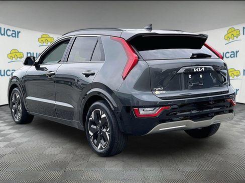 Used 2024 Kia Niro Wave FWD image 4