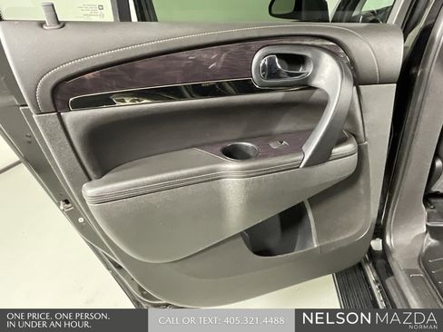 Used 2017 Buick Enclave Premium w/ Experience Buick Package image 18