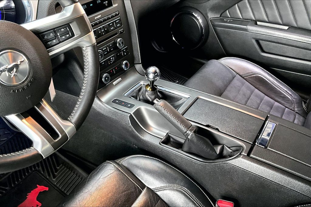 Used 2014 Ford Mustang GT Premium w/ Comfort Package RWD image 17