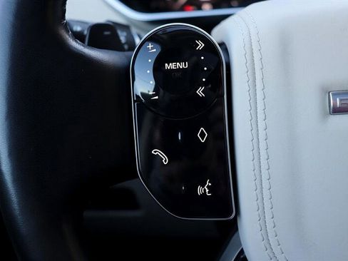 Used 2019 Land Rover Range Rover HSE image 24
